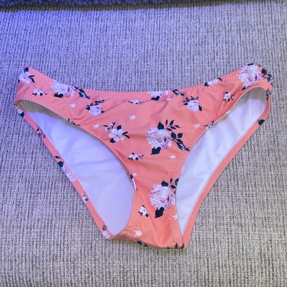 Cupshe Bikini - Picture 12 of 15